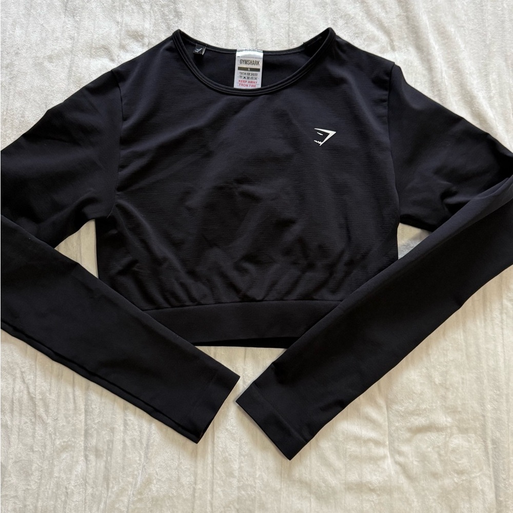 Gymshark Jet Black Long Sleeve Crop Top-small